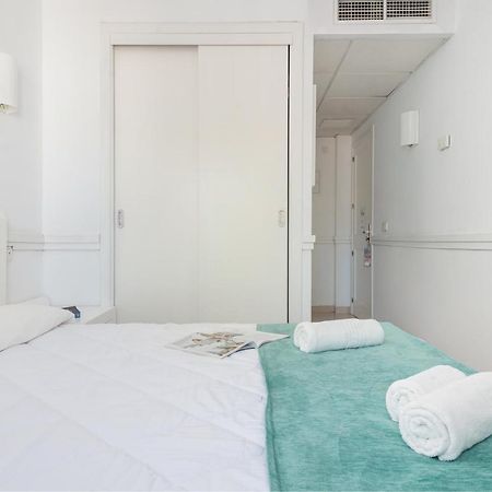 Hostal Brisa Marina Port de Alcudia  Exteriör bild