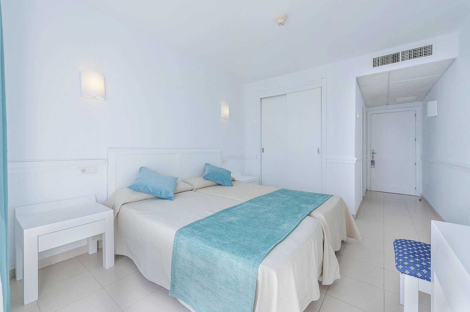Hostal Brisa Marina Port de Alcudia  Exteriör bild
